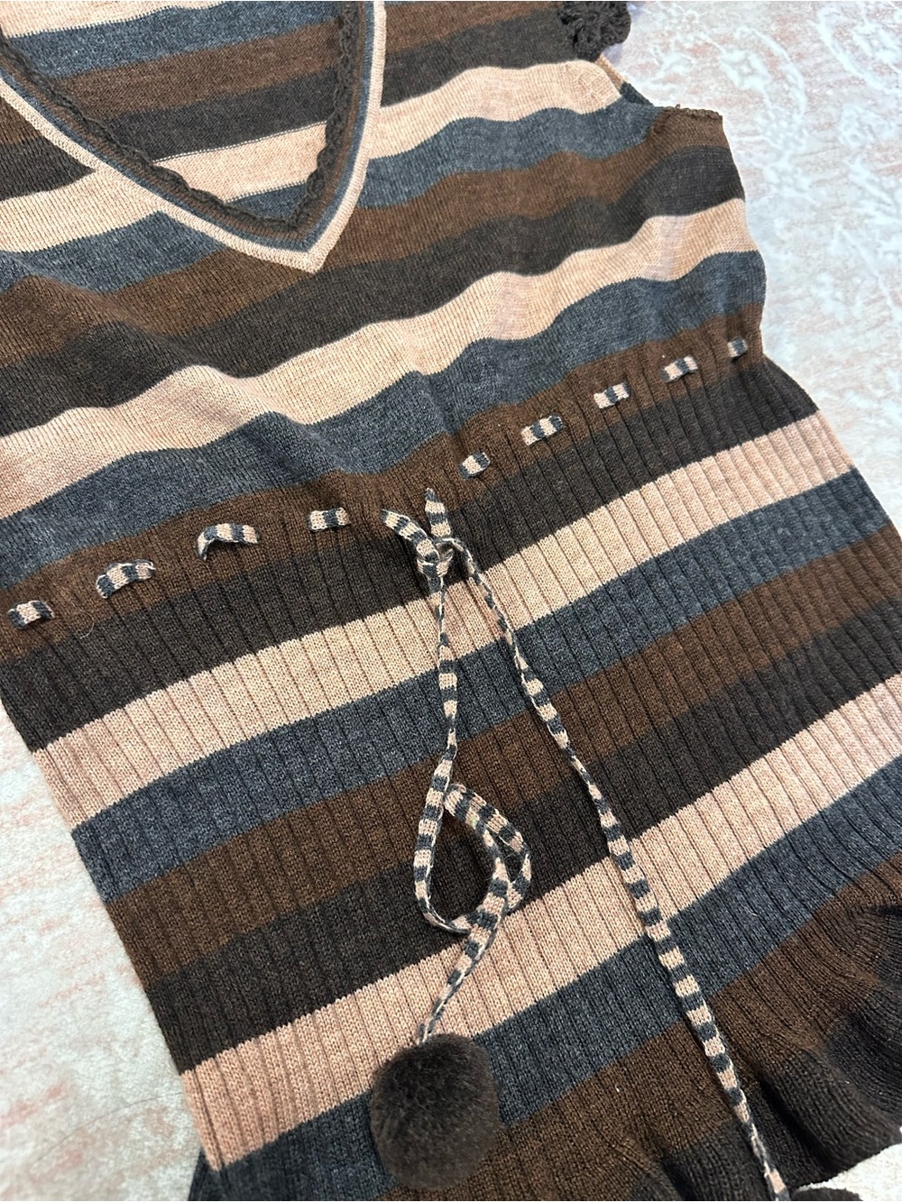Vintage 🤎 100% Merino Wool Nanette Lepore Top - Picture 7 of 10